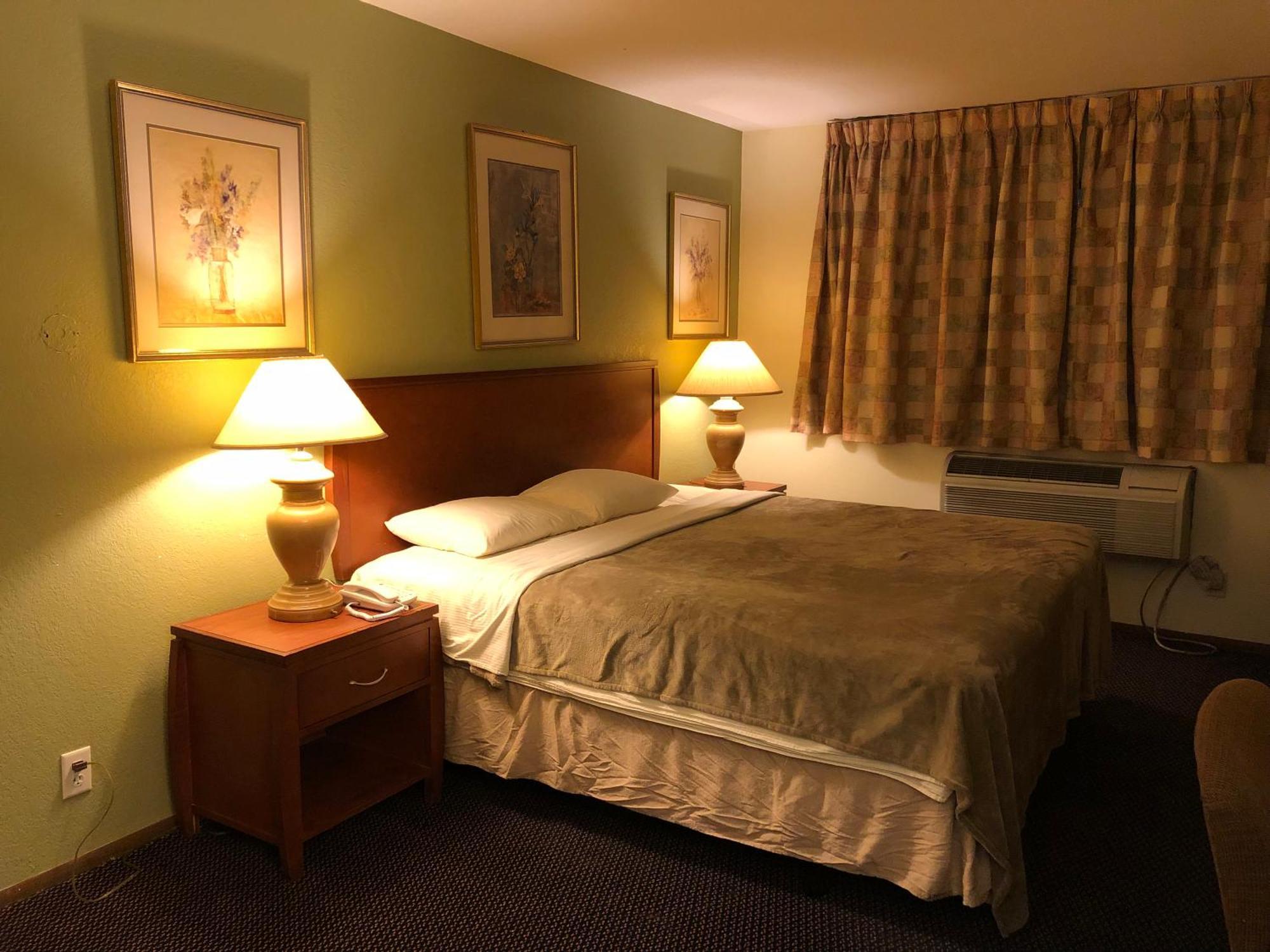 River Walk Inn Fort Atkinson Екстериор снимка